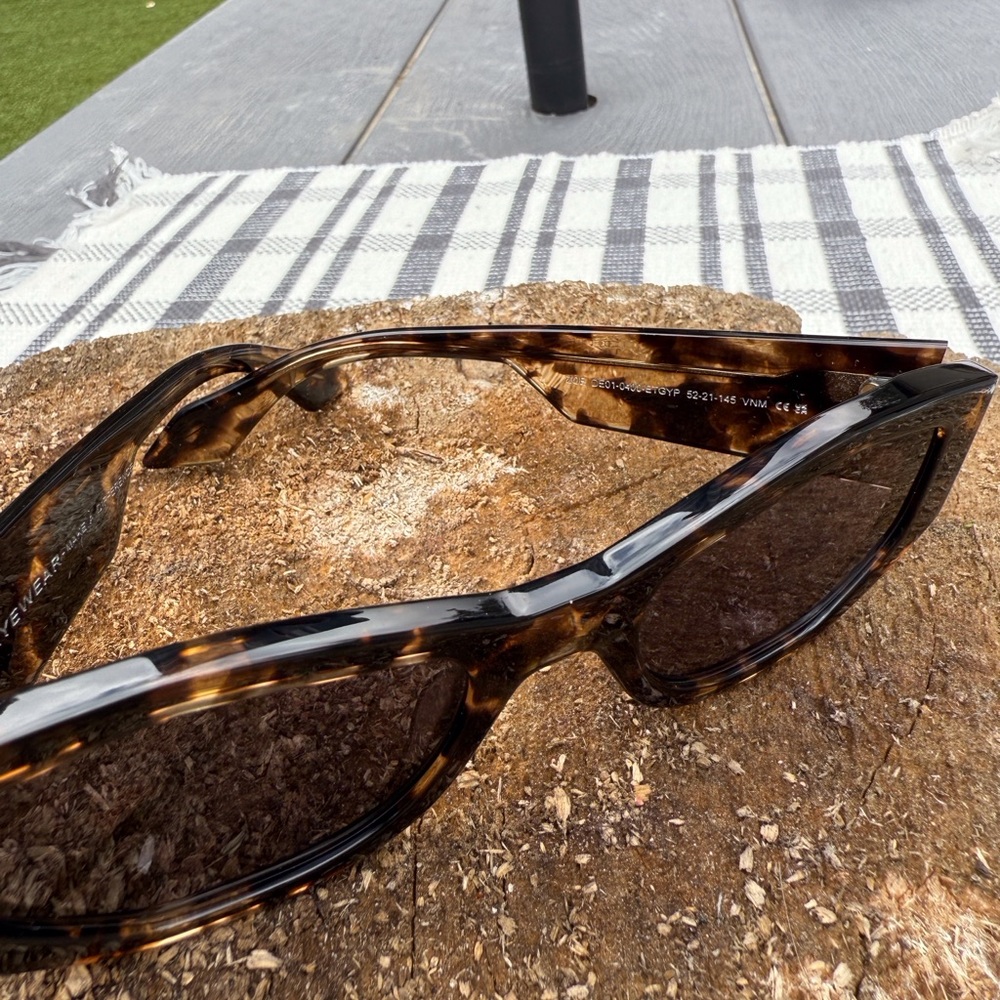 Diff Eyewear Tortoise Sunglasses - image 2